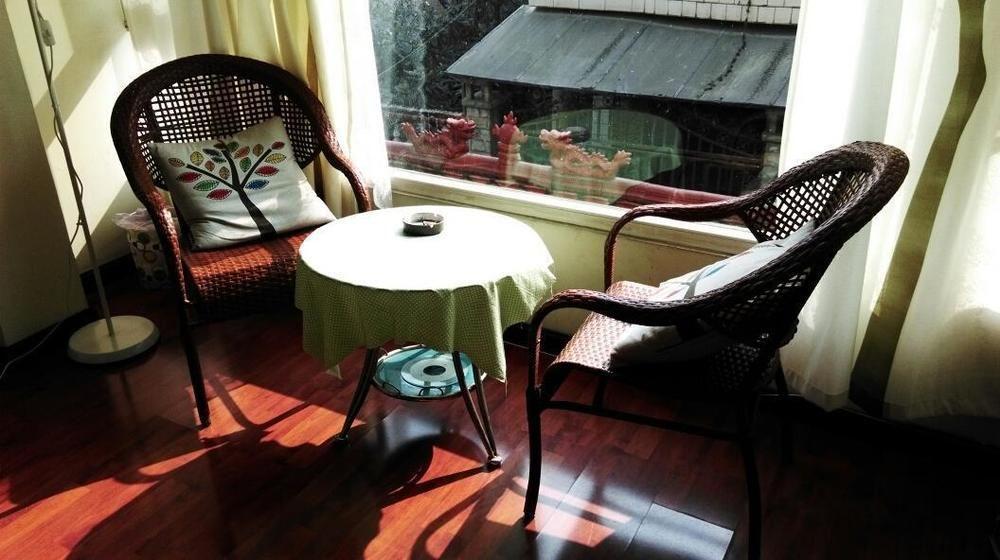 Chengdu Bling Bling Hostel Supoqiao Exteriör bild